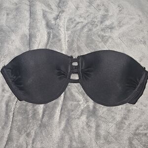 NWOT Seductions Black Bikini Top